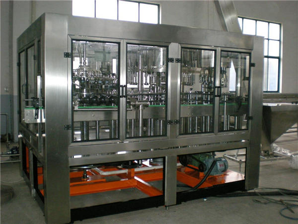 Ang awtomatik nga makina nga sulud sa tubig nga botelya sa tubig