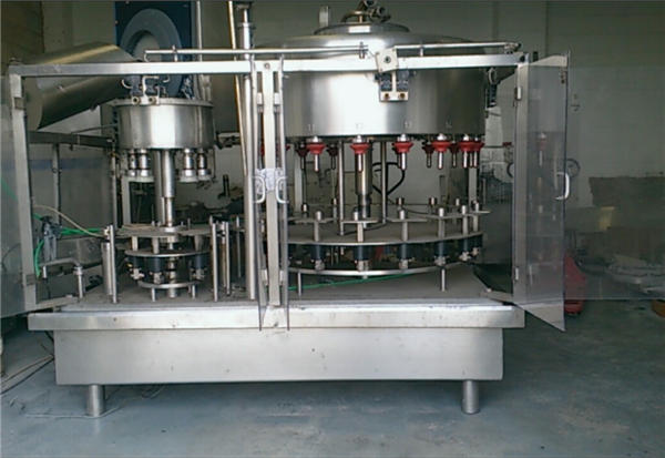 10-Head Negative-Pressure Perfume Bottle Filling Machine