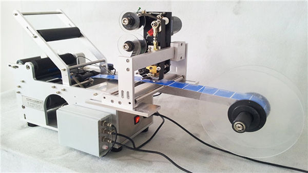 Gagmay nga Round Bottle Llabeling Machine